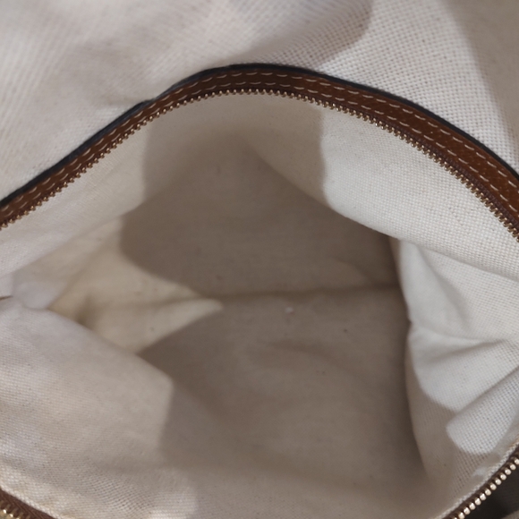 Gucci Bree Dome Tote Bag Brown Leather Cream Canvas Double Straps Zip Closure - Picture 12 of 16